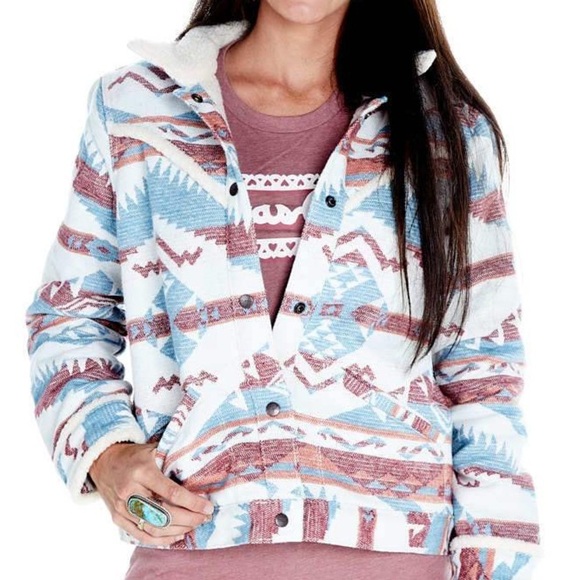 Wrangler Jackets & Blazers - Wrangler Retro Sherpa Lined Western Jacquard Jacket Women’s XL – New | Cozy